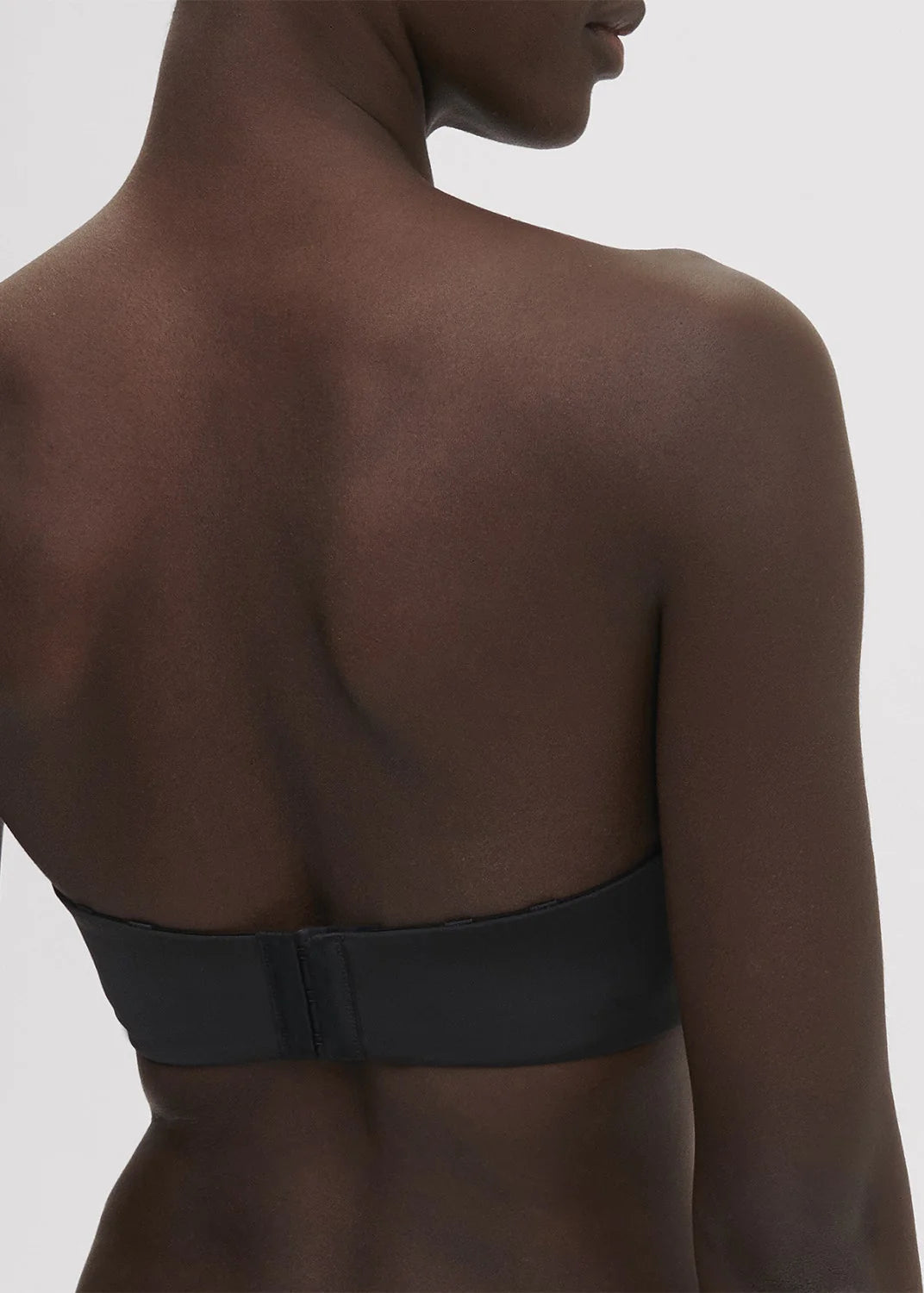 Essential Strapless - Black