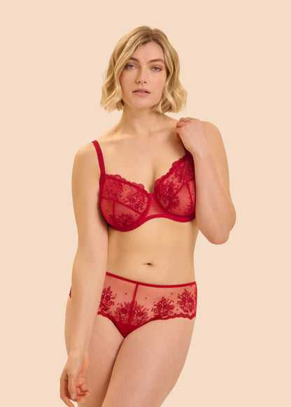 Intrigue Full Cup - Opera Red