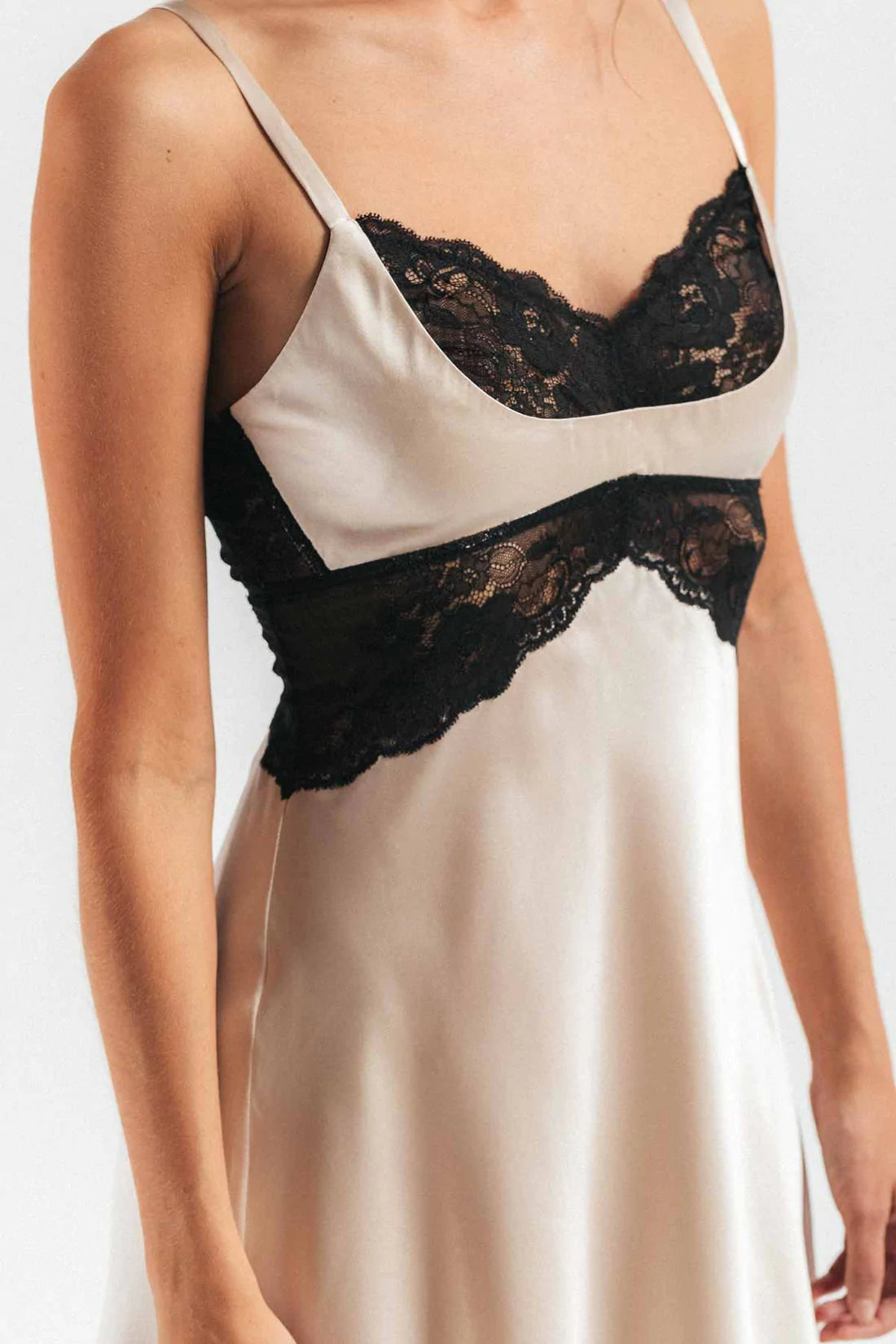Champagne/Black