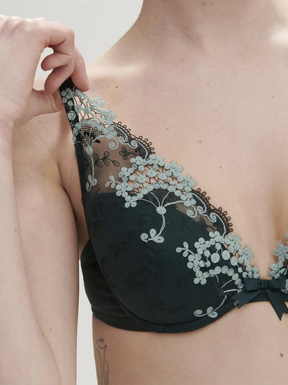 Wish Triangle Contour Bra